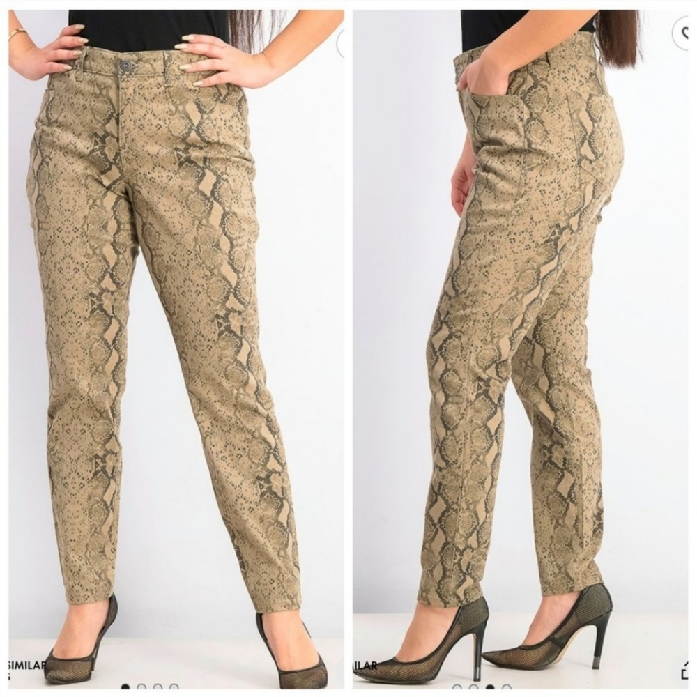 🐍Style & Co Curvy Skinny Leg Snake print leg Jeans Sz 6